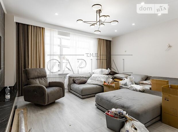 триповерховий будинок з балконом, 220 кв. м, цегла. Продаж в Підгірцях (Київська обл.) фото 1 триповерховий будинок з балконом, 220 кв. м, цегла. Продаж в Підгірцях (Київська обл.) фото 1