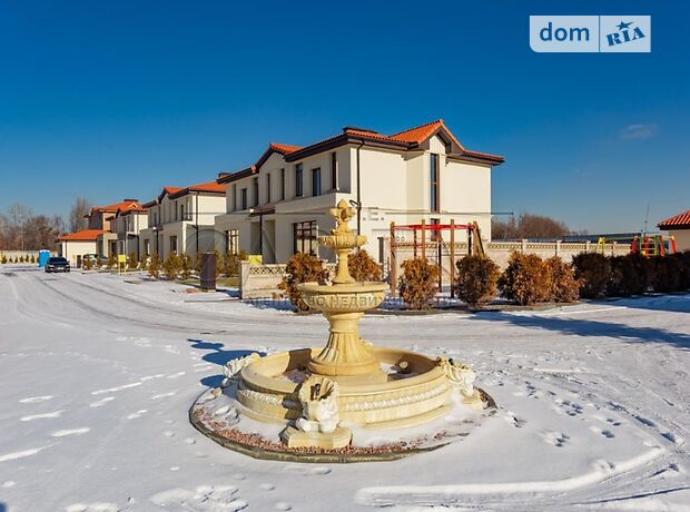 триповерховий будинок з балконом, 220 кв. м, цегла. Продаж в Підгірцях (Київська обл.) фото 1 триповерховий будинок з балконом, 220 кв. м, цегла. Продаж в Підгірцях (Київська обл.) фото 1