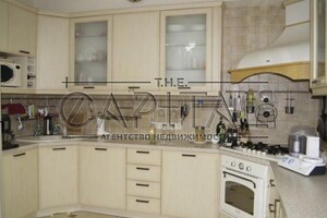 двухэтажный дом с отоплением, 180 кв. м, кирпич. Продажа в Романкове фото 2