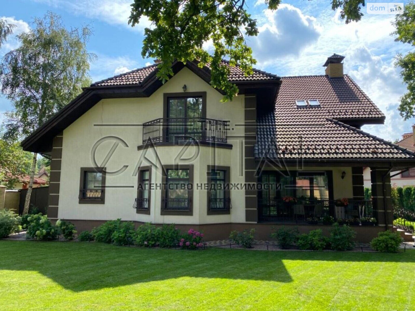 двоповерховий будинок з опаленням, 382 кв. м, цегла. Продаж у Романкові фото 1 двоповерховий будинок з опаленням, 382 кв. м, цегла. Продаж у Романкові фото 1