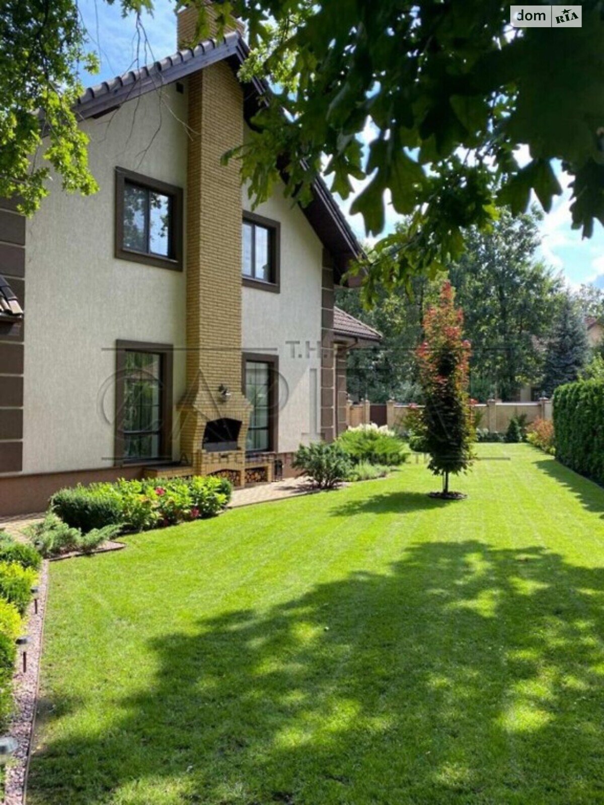 двоповерховий будинок з опаленням, 382 кв. м, цегла. Продаж у Романкові фото 1 двоповерховий будинок з опаленням, 382 кв. м, цегла. Продаж у Романкові фото 1