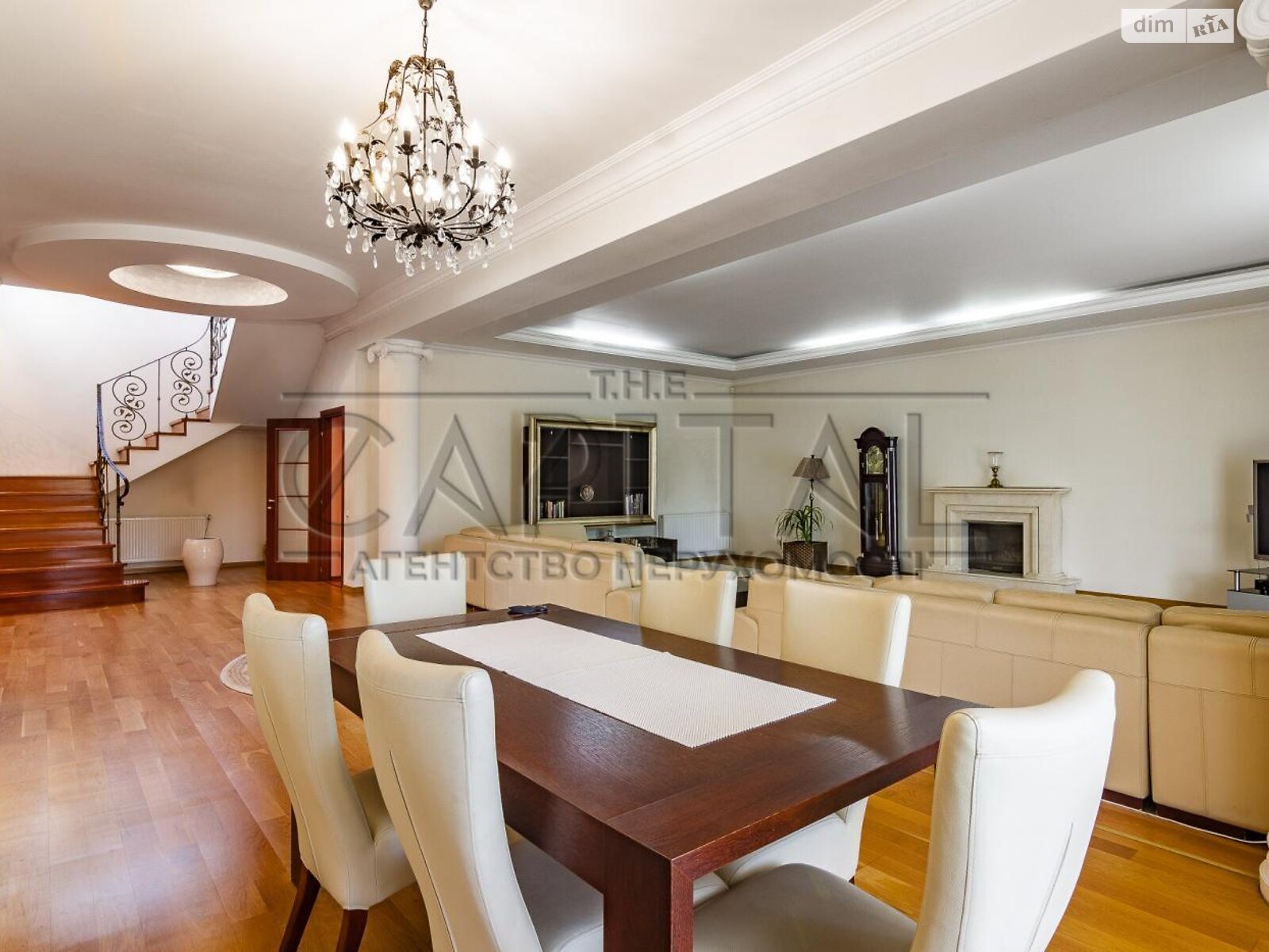 двоповерховий будинок, 499 кв. м, цегла. Продаж у Обухові фото 1 двоповерховий будинок, 499 кв. м, цегла. Продаж у Обухові фото 1