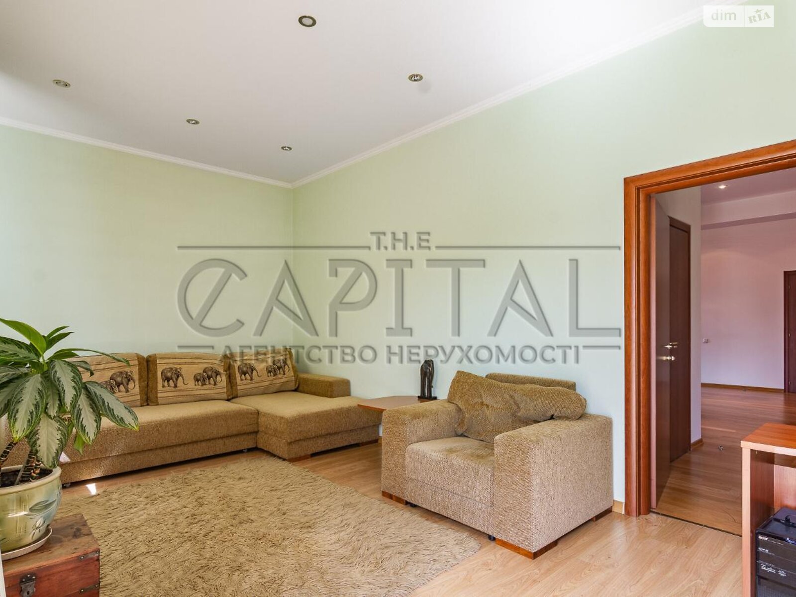 двоповерховий будинок, 499 кв. м, цегла. Продаж у Обухові фото 1 двоповерховий будинок, 499 кв. м, цегла. Продаж у Обухові фото 1