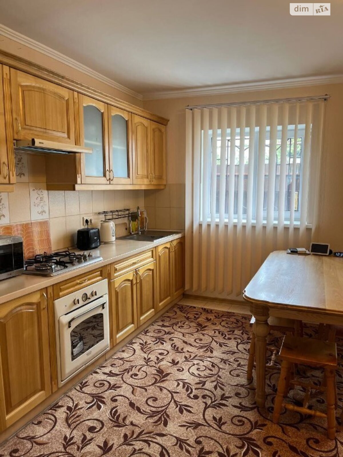 триповерховий будинок з опаленням, 108.1 кв. м, цегла. Продаж у Обухівці фото 1 триповерховий будинок з опаленням, 108.1 кв. м, цегла. Продаж у Обухівці фото 1