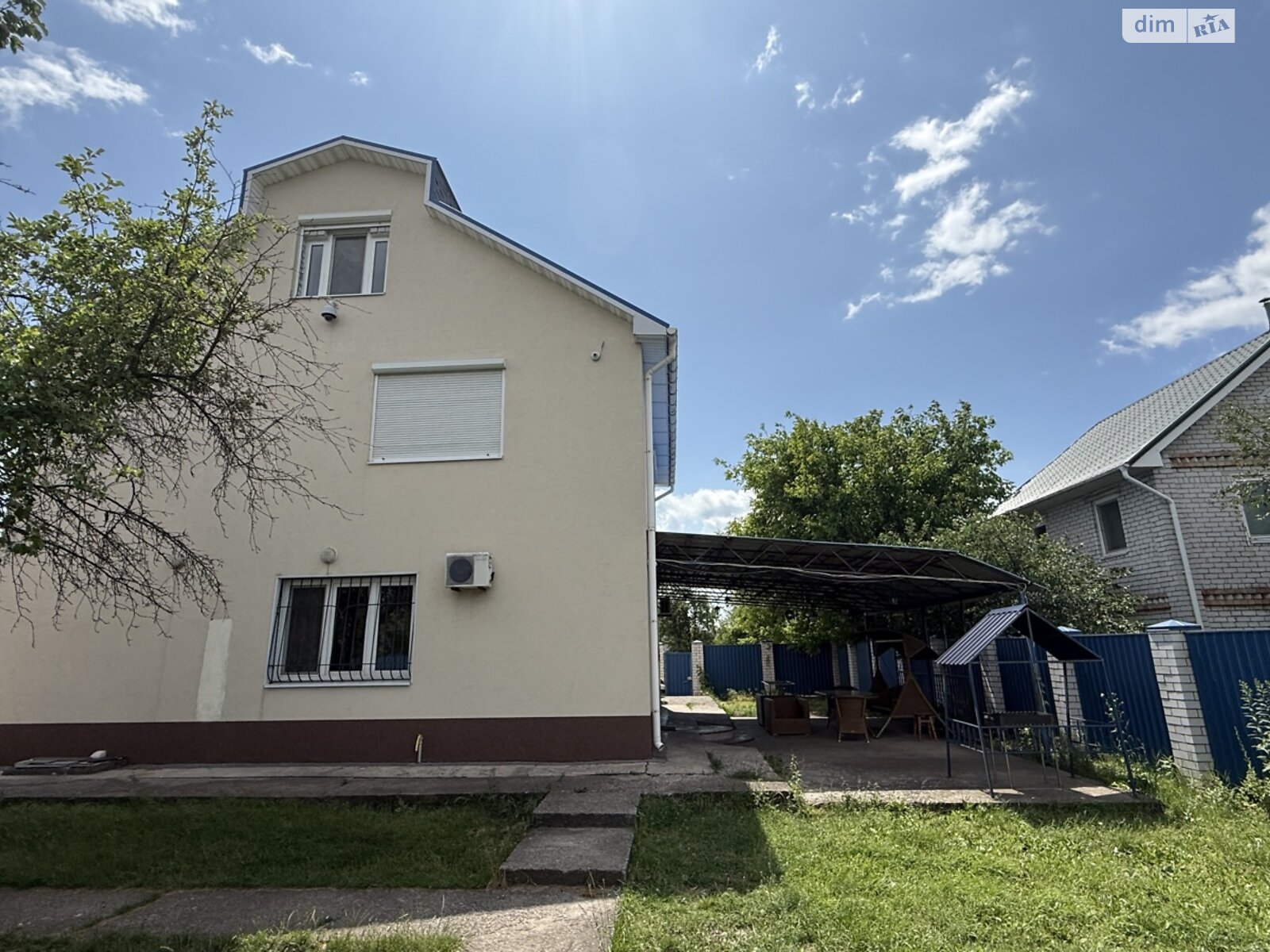 двухэтажный дом с мансардой, 200 кв. м, кирпич. Продажа в Обуховке фото 1