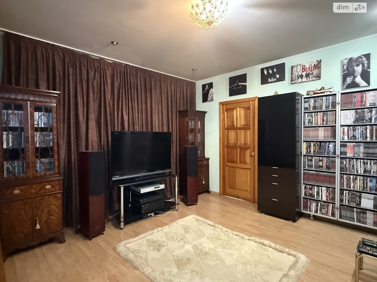 двухэтажный дом с мансардой, 200 кв. м, кирпич. Продажа в Обуховке фото 1