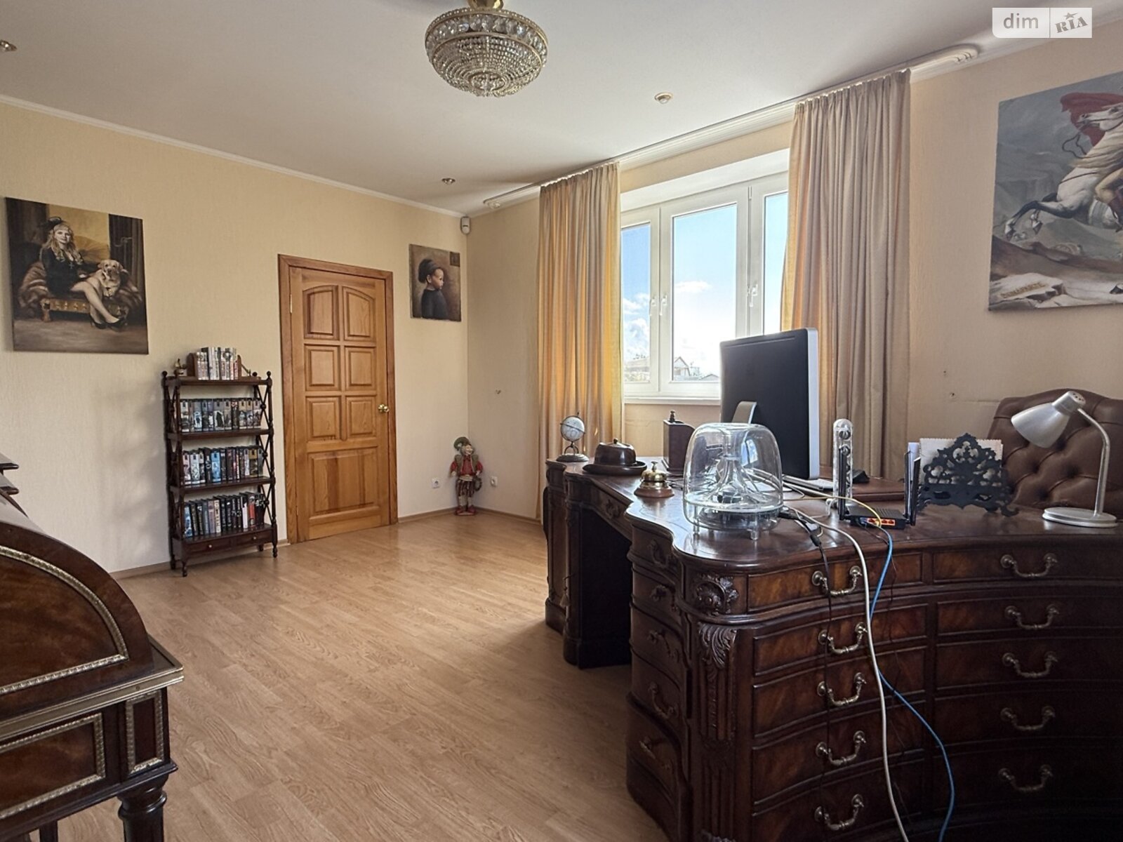 двухэтажный дом с мансардой, 200 кв. м, кирпич. Продажа в Обуховке фото 1