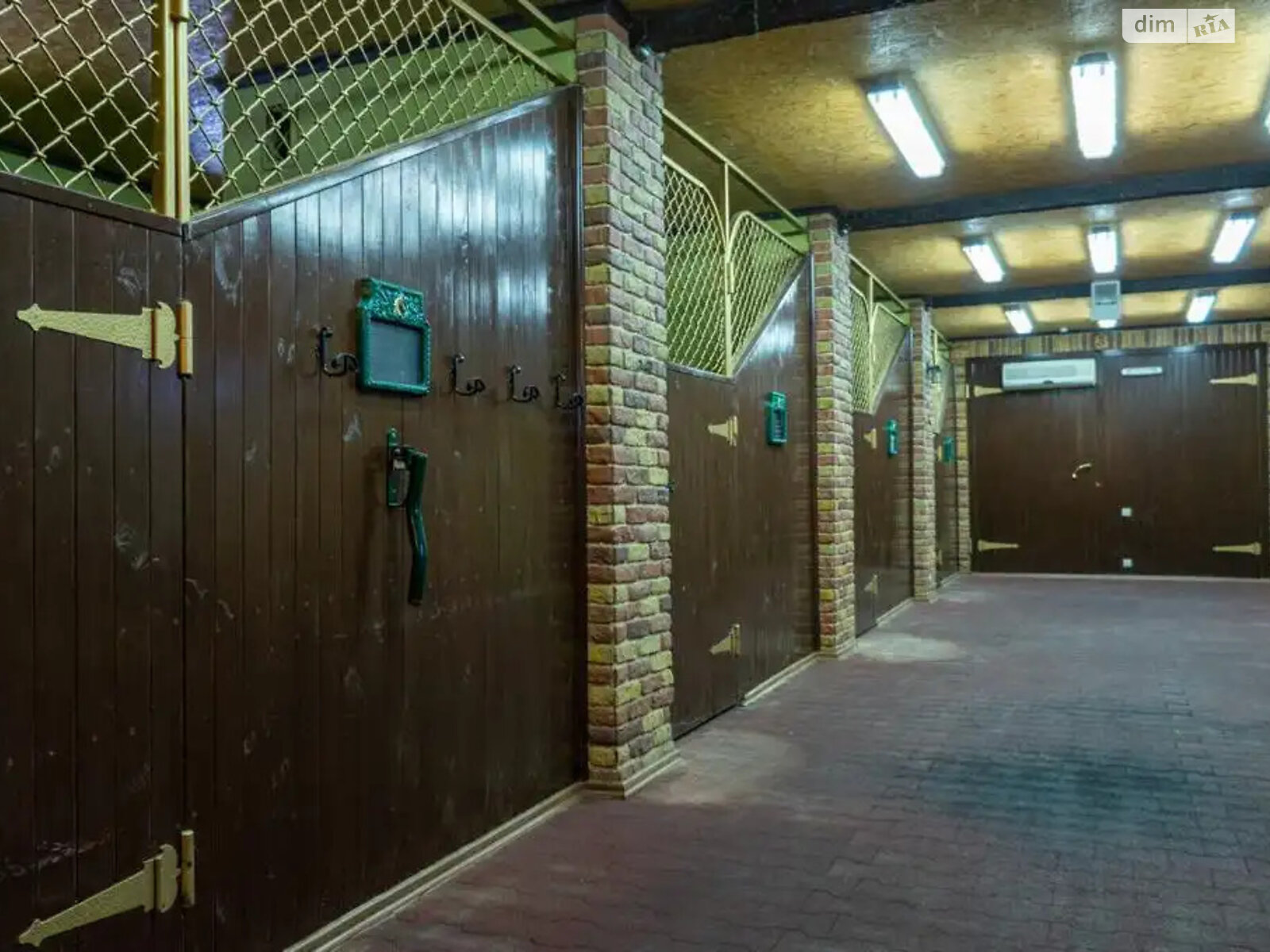 одноповерховий будинок з гаражем, 228.5 кв. м, цегла. Продаж у Обухівці фото 1 одноповерховий будинок з гаражем, 228.5 кв. м, цегла. Продаж у Обухівці фото 1