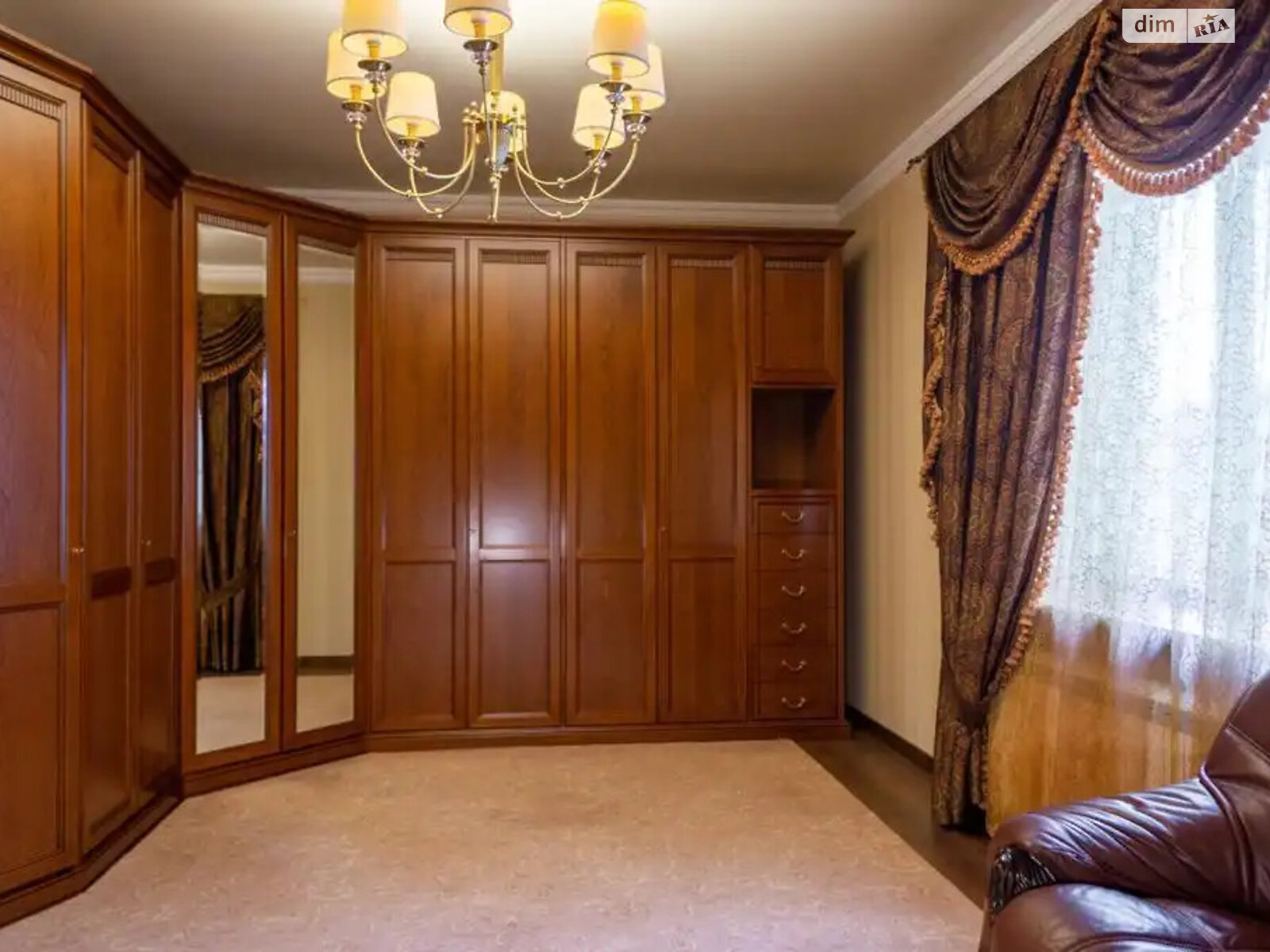 одноповерховий будинок з гаражем, 228.5 кв. м, цегла. Продаж у Обухівці фото 1 одноповерховий будинок з гаражем, 228.5 кв. м, цегла. Продаж у Обухівці фото 1