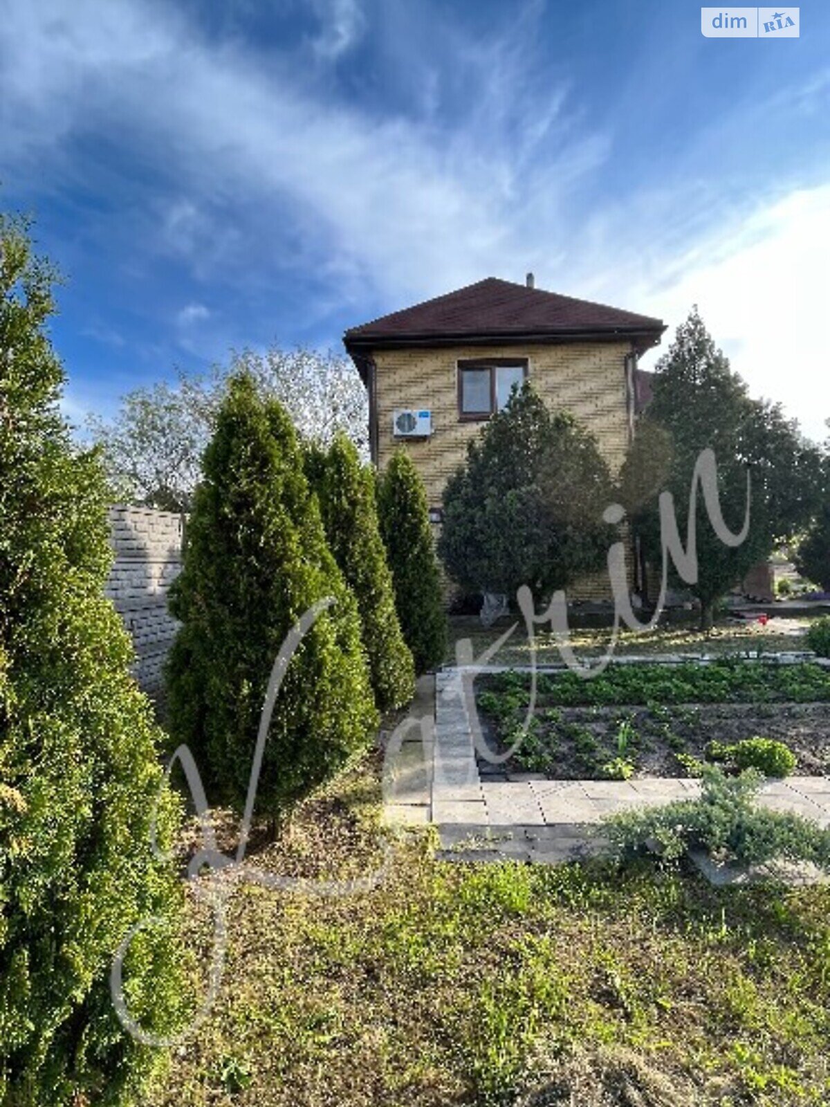 трехэтажный дом с отоплением, 307.2 кв. м, шлакоблок. Продажа в Обуховке фото 1 трехэтажный дом с отоплением, 307.2 кв. м, шлакоблок. Продажа в Обуховке фото 1