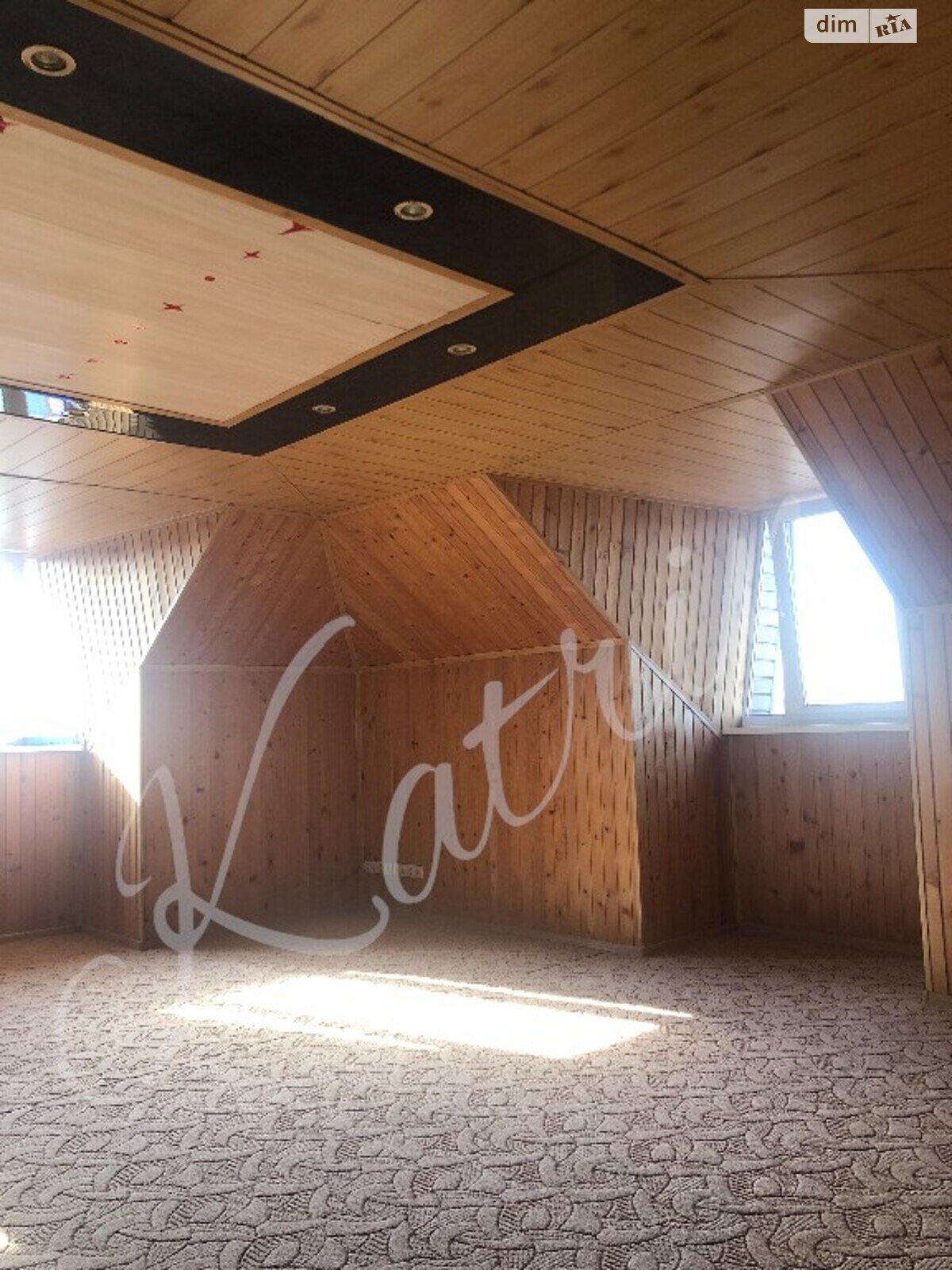 трехэтажный дом с отоплением, 307.2 кв. м, шлакоблок. Продажа в Обуховке фото 1 трехэтажный дом с отоплением, 307.2 кв. м, шлакоблок. Продажа в Обуховке фото 1