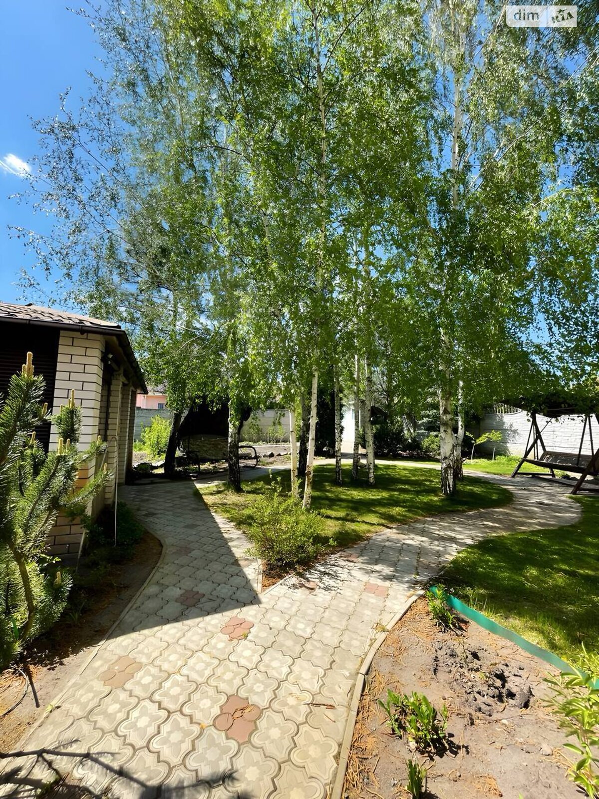 триповерховий будинок бесідка, 126.5 кв. м, цегла. Продаж у Обухівці фото 1 триповерховий будинок бесідка, 126.5 кв. м, цегла. Продаж у Обухівці фото 1