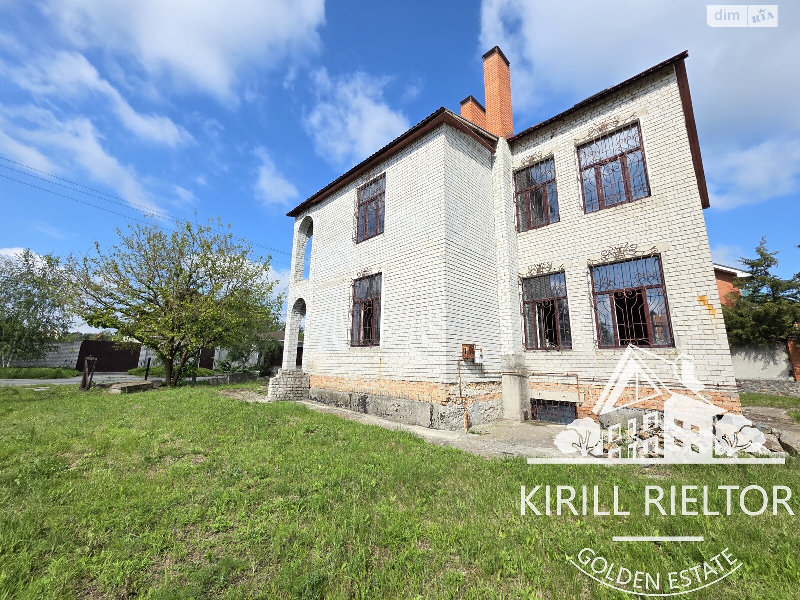 двоповерховий будинок з гаражем, 452.5 кв. м, цегла. Продаж у Обухівці фото 1 двоповерховий будинок з гаражем, 452.5 кв. м, цегла. Продаж у Обухівці фото 1