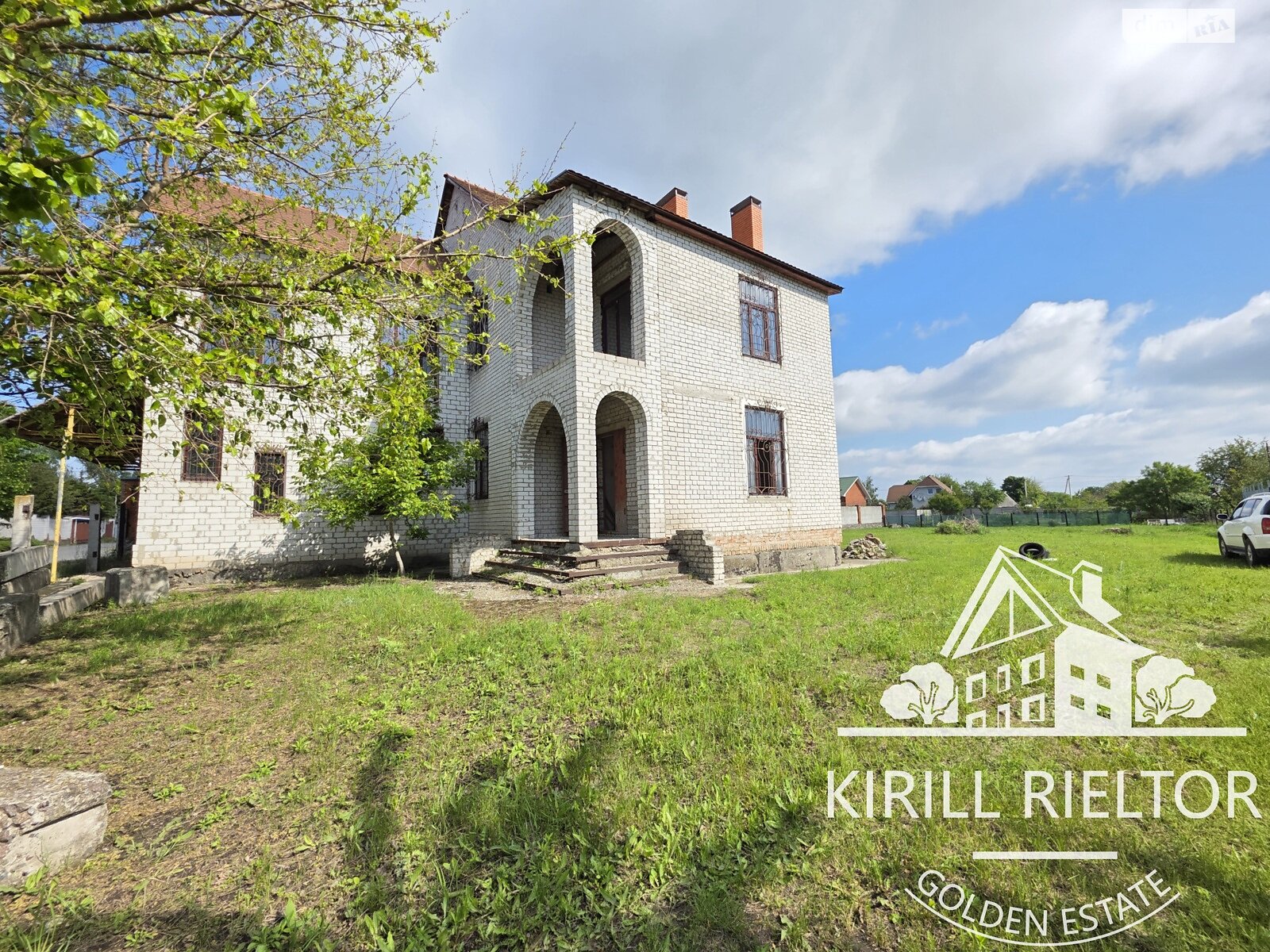 двоповерховий будинок з гаражем, 452.5 кв. м, цегла. Продаж у Обухівці фото 1 двоповерховий будинок з гаражем, 452.5 кв. м, цегла. Продаж у Обухівці фото 1