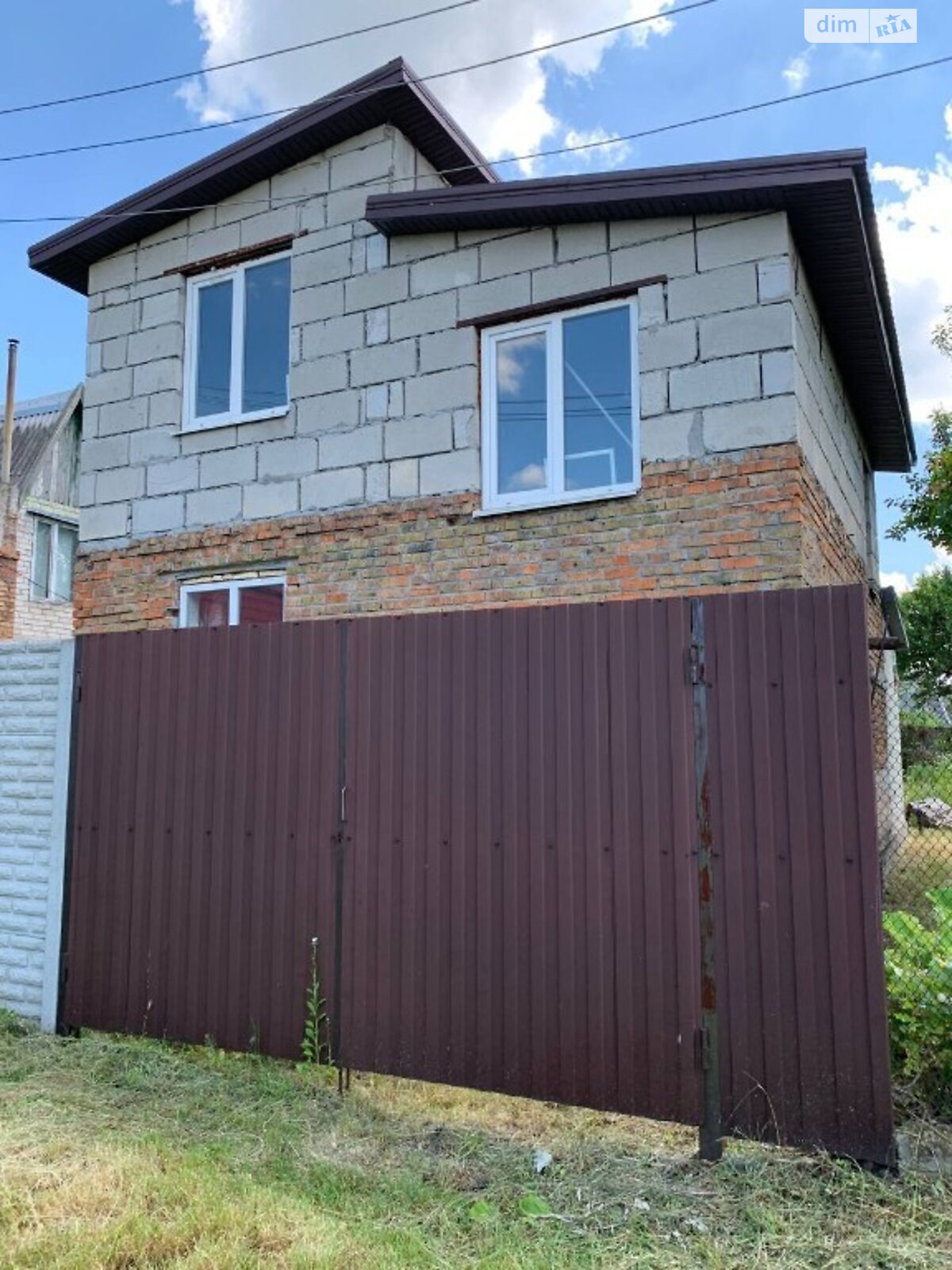 триповерховий будинок з гаражем, 75 кв. м, цегла. Продаж у Обухівці фото 1