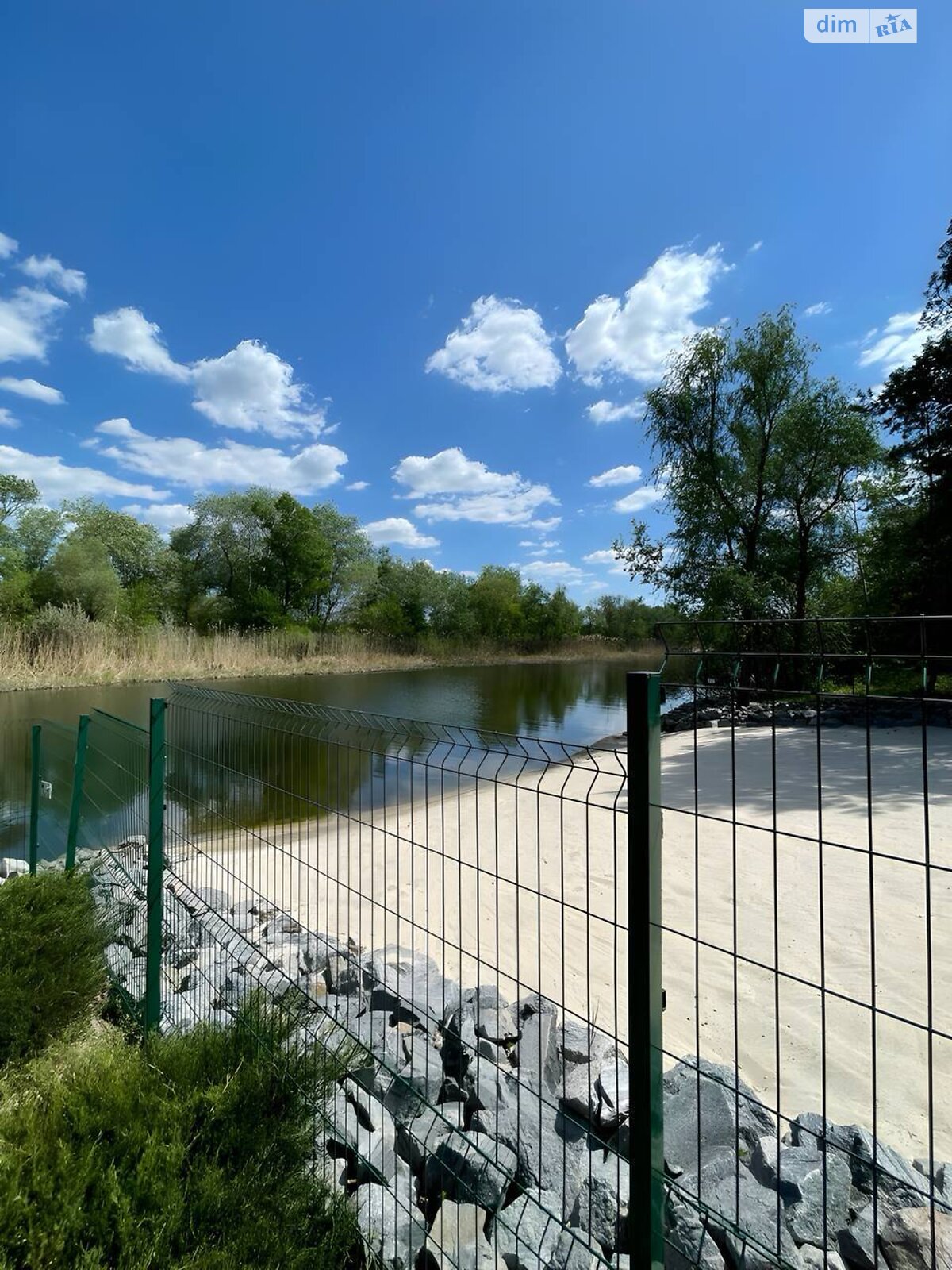 триповерховий будинок бесідка, 126.5 кв. м, цегла. Продаж у Обухівці фото 1 триповерховий будинок бесідка, 126.5 кв. м, цегла. Продаж у Обухівці фото 1