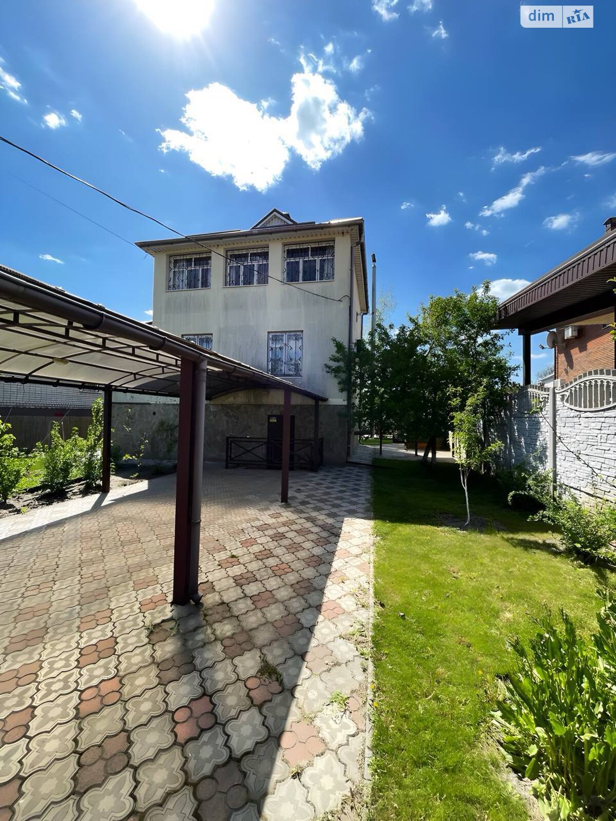 триповерховий будинок бесідка, 126.5 кв. м, цегла. Продаж у Обухівці фото 1 триповерховий будинок бесідка, 126.5 кв. м, цегла. Продаж у Обухівці фото 1