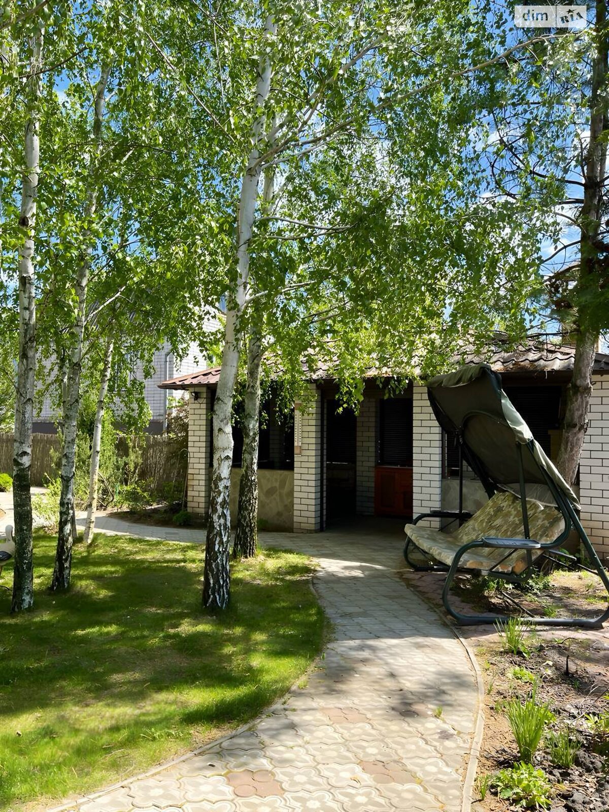 триповерховий будинок бесідка, 126.5 кв. м, цегла. Продаж у Обухівці фото 1 триповерховий будинок бесідка, 126.5 кв. м, цегла. Продаж у Обухівці фото 1