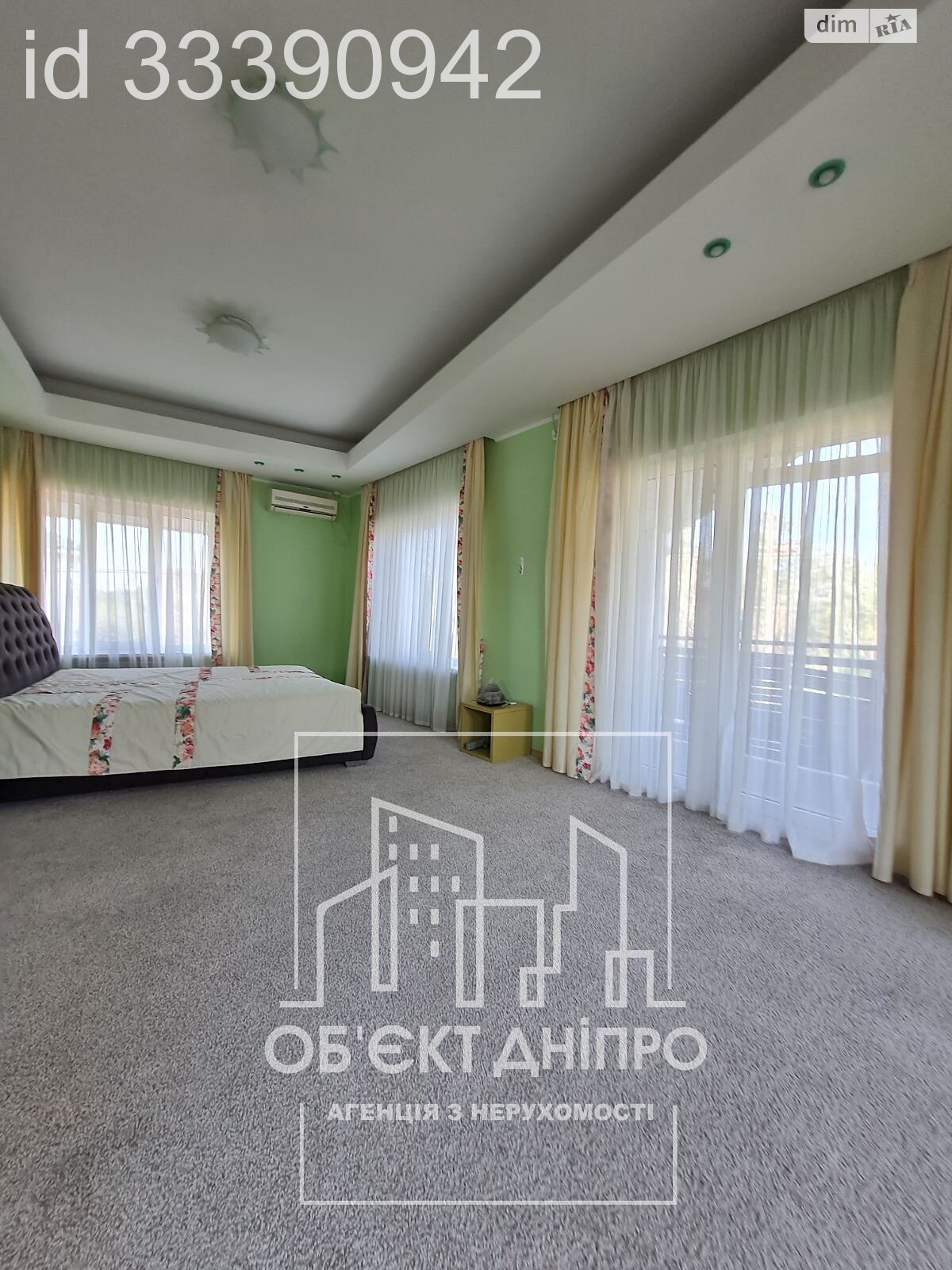 двухэтажный дом с балконом, 200 кв. м, кирпич. Продажа в Обуховке фото 1 двухэтажный дом с балконом, 200 кв. м, кирпич. Продажа в Обуховке фото 1