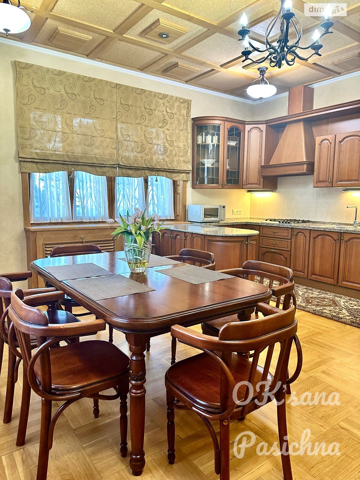 трехэтажный дом с гаражом, 473.4 кв. м, кирпич. Продажа в Обуховке фото 1 трехэтажный дом с гаражом, 473.4 кв. м, кирпич. Продажа в Обуховке фото 1
