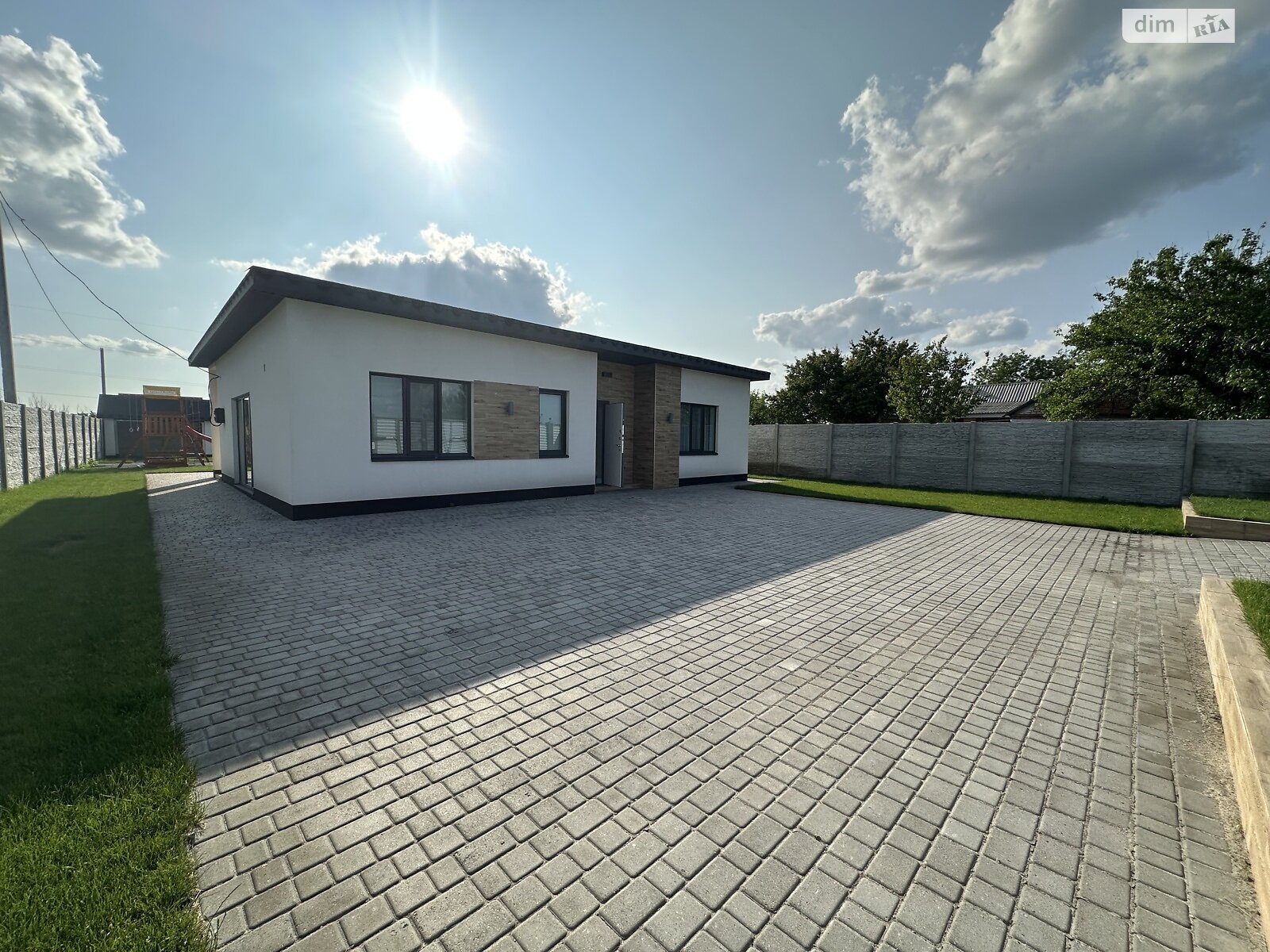 одноповерховий будинок з меблями, 115 кв. м, кирпич. Продаж у Обухівці фото 1 одноповерховий будинок з меблями, 115 кв. м, кирпич. Продаж у Обухівці фото 1