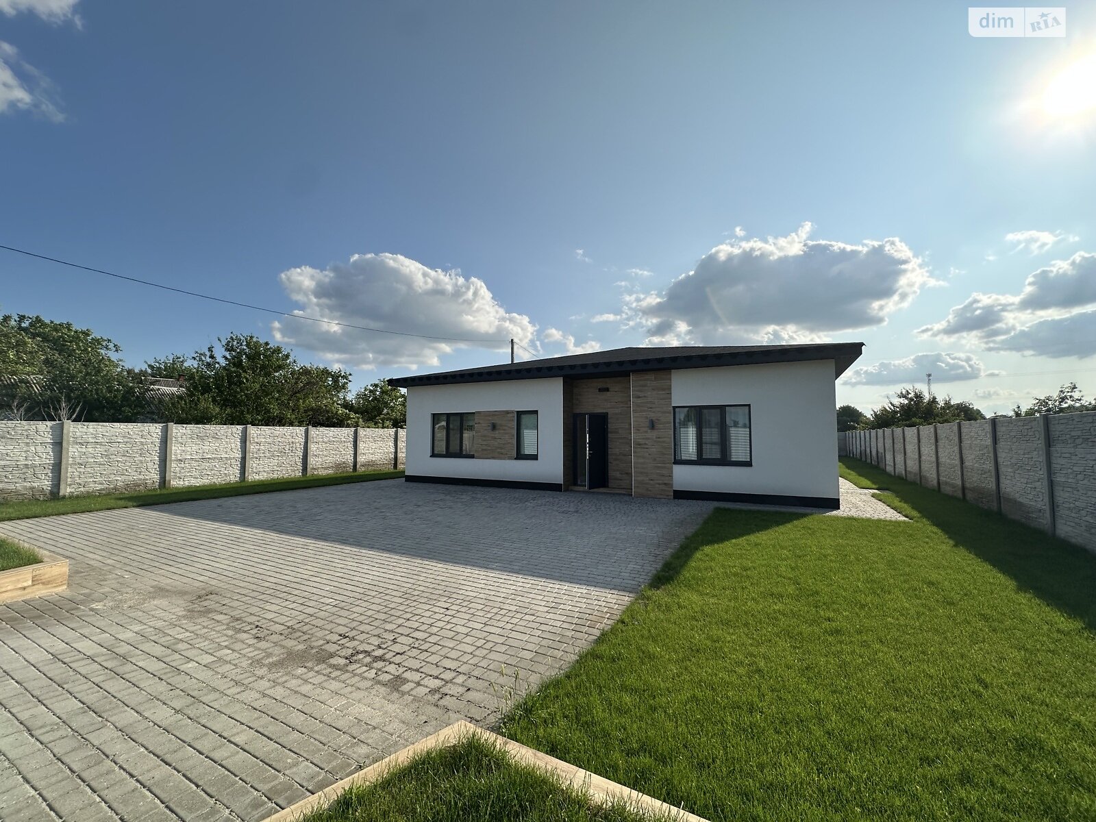 одноповерховий будинок з меблями, 115 кв. м, кирпич. Продаж у Обухівці фото 1 одноповерховий будинок з меблями, 115 кв. м, кирпич. Продаж у Обухівці фото 1