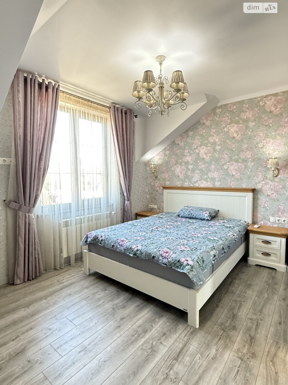 двухэтажный дом с гаражом, 200 кв. м, СИП. Продажа в Обуховке фото 1 двухэтажный дом с гаражом, 200 кв. м, СИП. Продажа в Обуховке фото 1