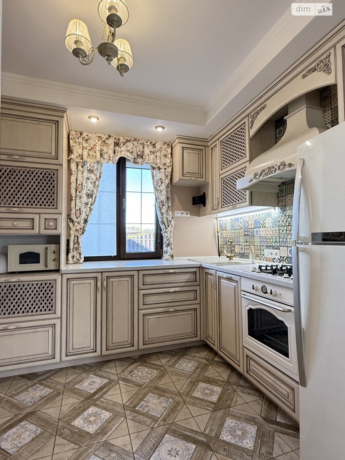 двухэтажный дом с гаражом, 200 кв. м, СИП. Продажа в Обуховке фото 1 двухэтажный дом с гаражом, 200 кв. м, СИП. Продажа в Обуховке фото 1