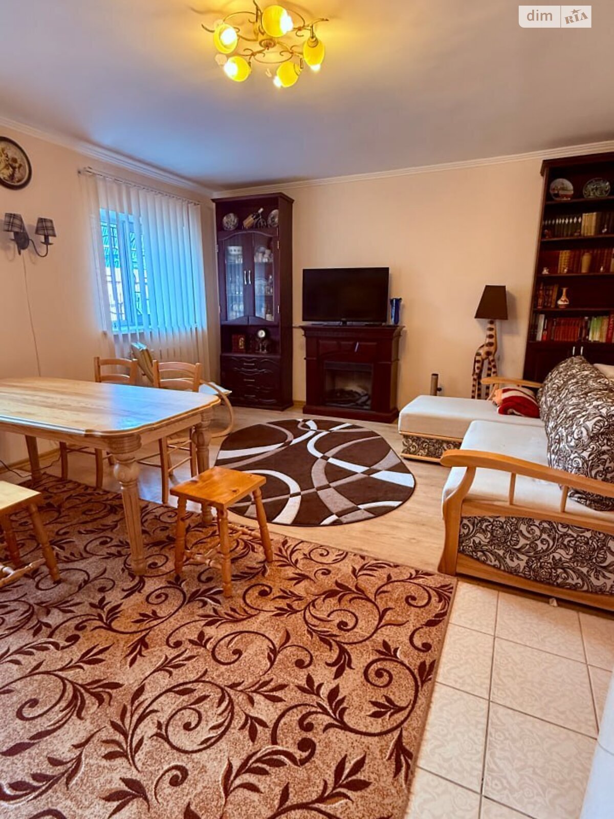 триповерховий будинок з верандою, 108.1 кв. м, цегла. Продаж у Обухівці фото 1 триповерховий будинок з верандою, 108.1 кв. м, цегла. Продаж у Обухівці фото 1