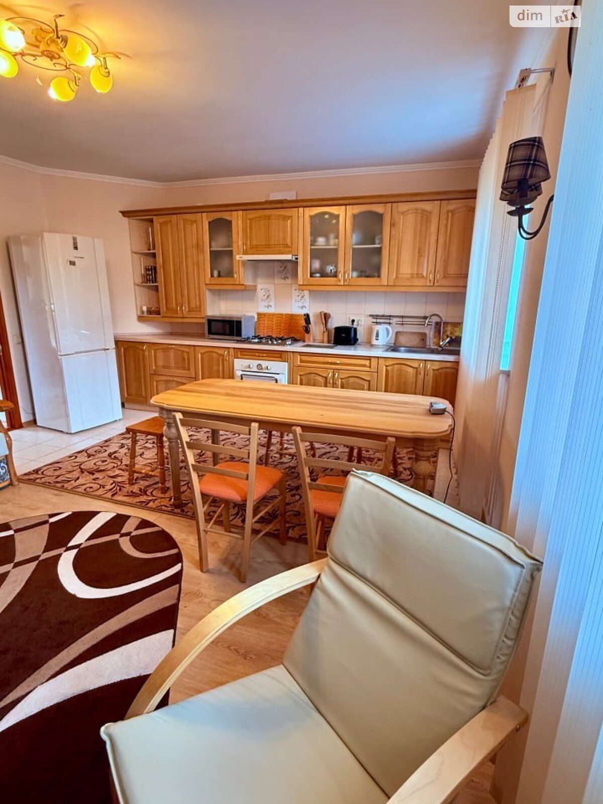триповерховий будинок з верандою, 108.1 кв. м, цегла. Продаж у Обухівці фото 1 триповерховий будинок з верандою, 108.1 кв. м, цегла. Продаж у Обухівці фото 1