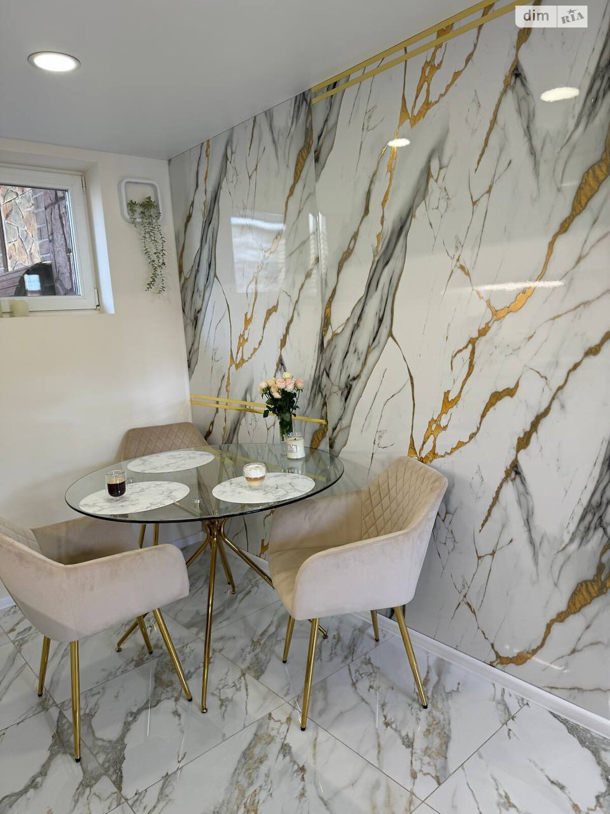 двухэтажный дом с балконом, 90 кв. м, кирпич. Продажа в Обуховке фото 1