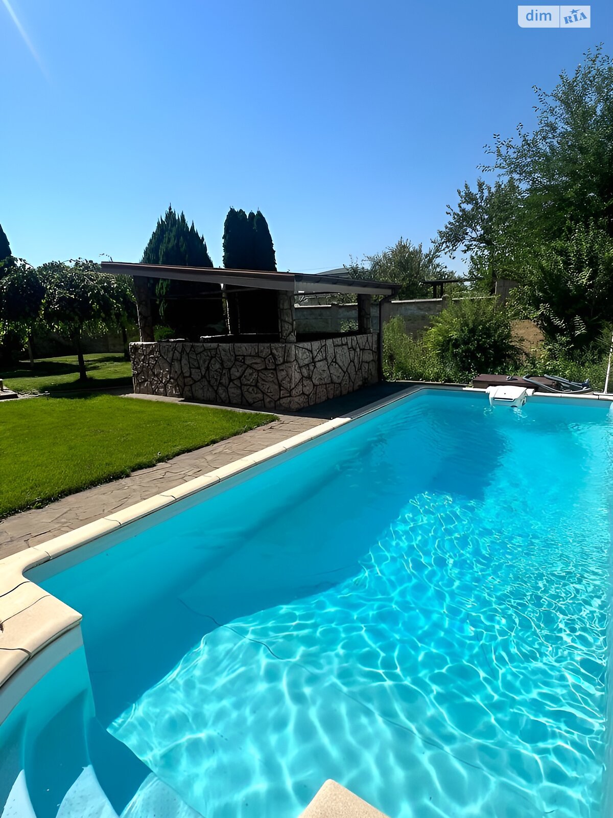 двухэтажный дом с балконом, 90 кв. м, кирпич. Продажа в Обуховке фото 1