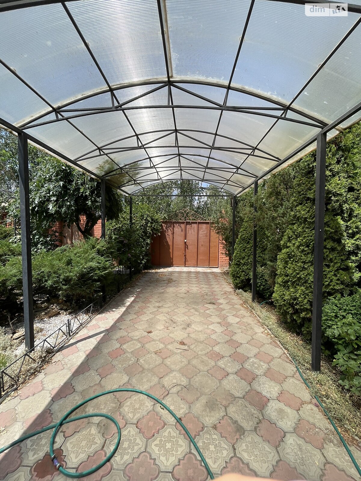 двухэтажный дом с гаражом, 128 кв. м, кирпич. Продажа в Очакове район Очаков фото 1 двухэтажный дом с гаражом, 128 кв. м, кирпич. Продажа в Очакове район Очаков фото 1
