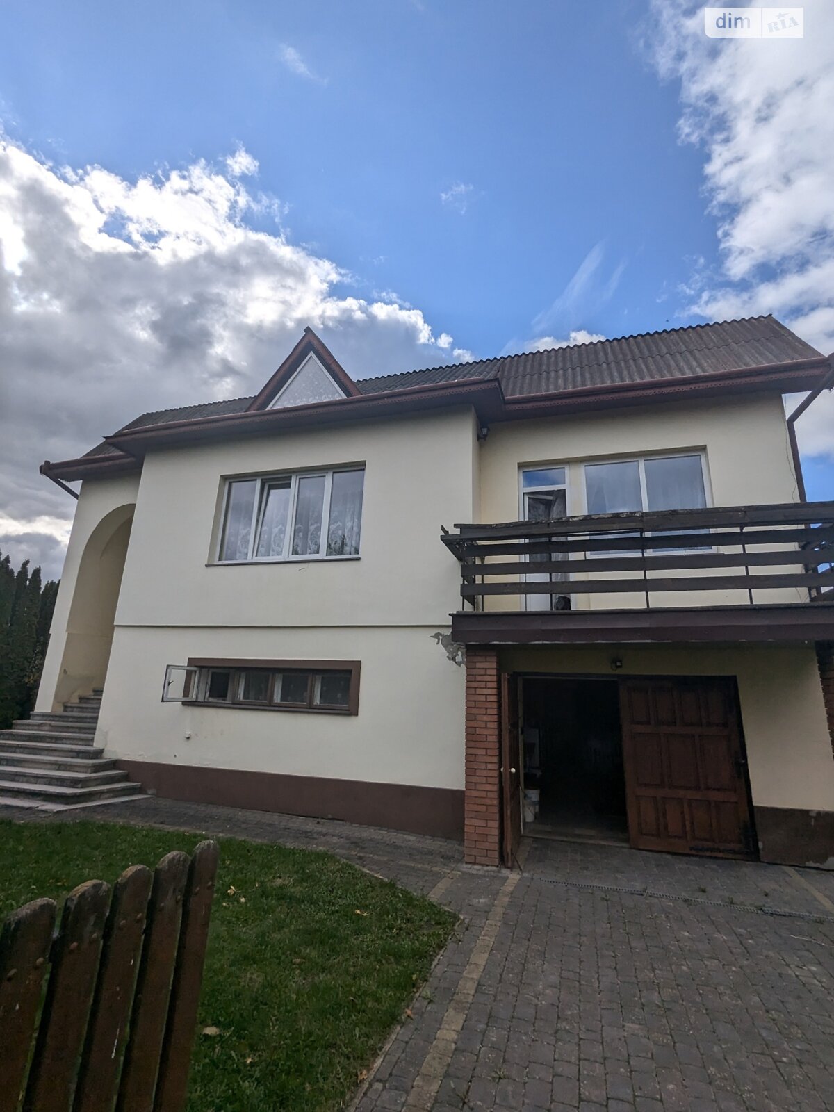 двухэтажный дом с балконом, 280 кв. м, кирпич. Продажа в Одаях фото 1 двухэтажный дом с балконом, 280 кв. м, кирпич. Продажа в Одаях фото 1