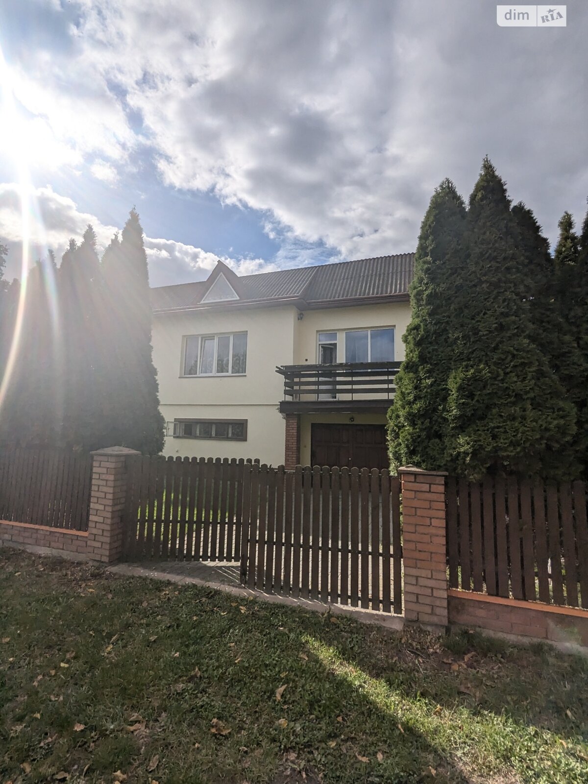 двухэтажный дом с балконом, 280 кв. м, кирпич. Продажа в Одаях фото 1 двухэтажный дом с балконом, 280 кв. м, кирпич. Продажа в Одаях фото 1