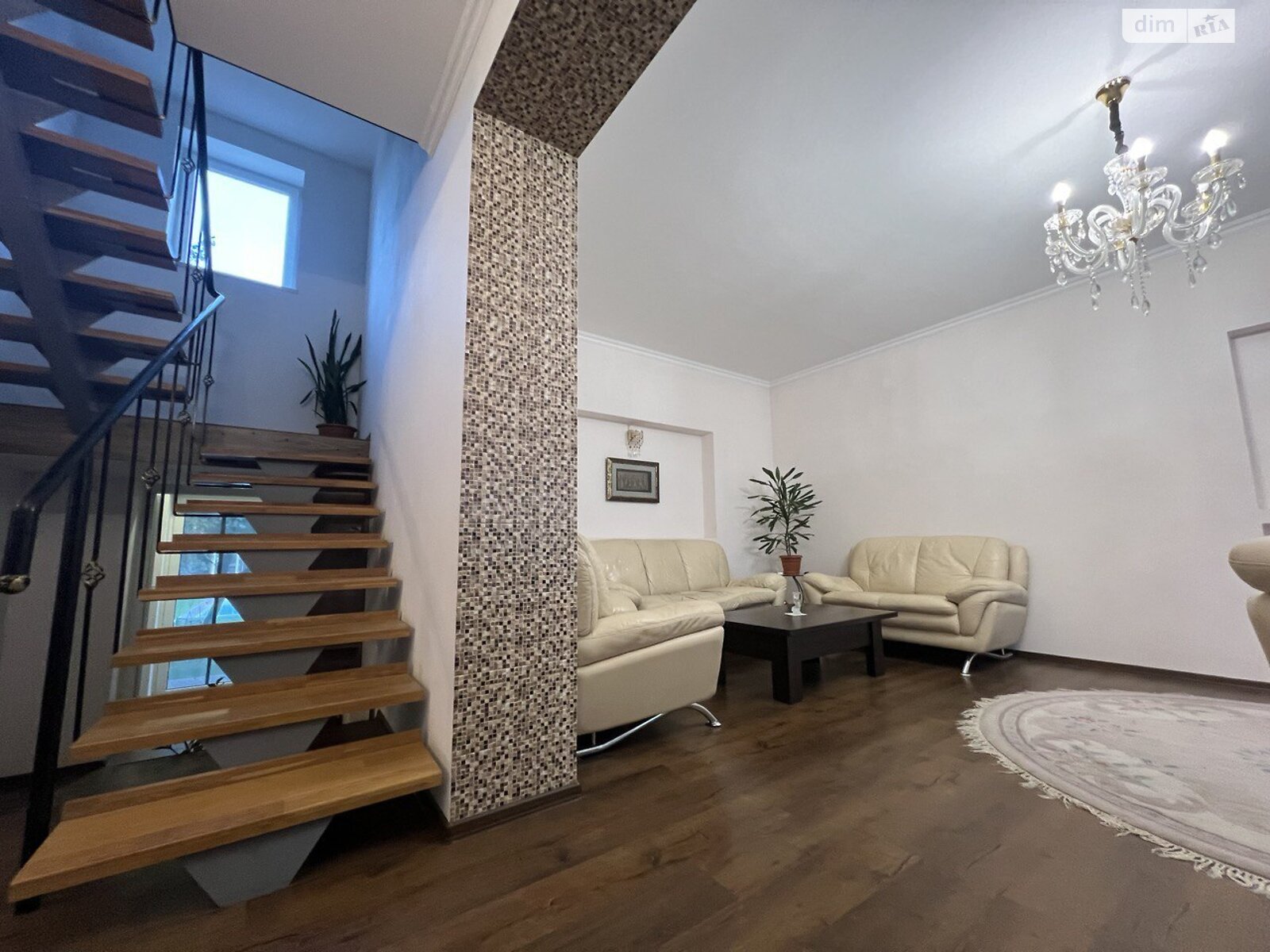 двухэтажный дом с балконом, 178 кв. м, кирпич. Продажа в Одессе фото 1 двухэтажный дом с балконом, 178 кв. м, кирпич. Продажа в Одессе фото 1