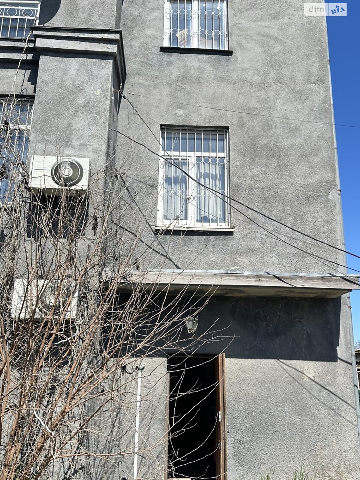 трехэтажный дом с отоплением, 268.9 кв. м, кирпич. Продажа в Одессе фото 1 трехэтажный дом с отоплением, 268.9 кв. м, кирпич. Продажа в Одессе фото 1