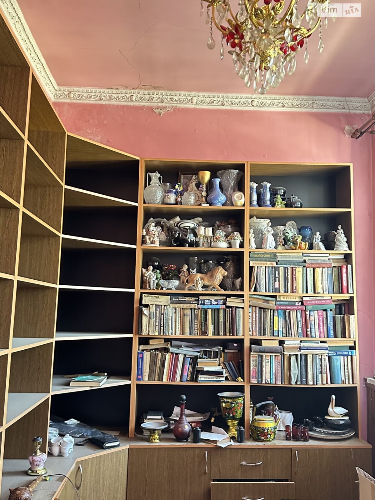 трехэтажный дом с отоплением, 268.9 кв. м, кирпич. Продажа в Одессе фото 1 трехэтажный дом с отоплением, 268.9 кв. м, кирпич. Продажа в Одессе фото 1