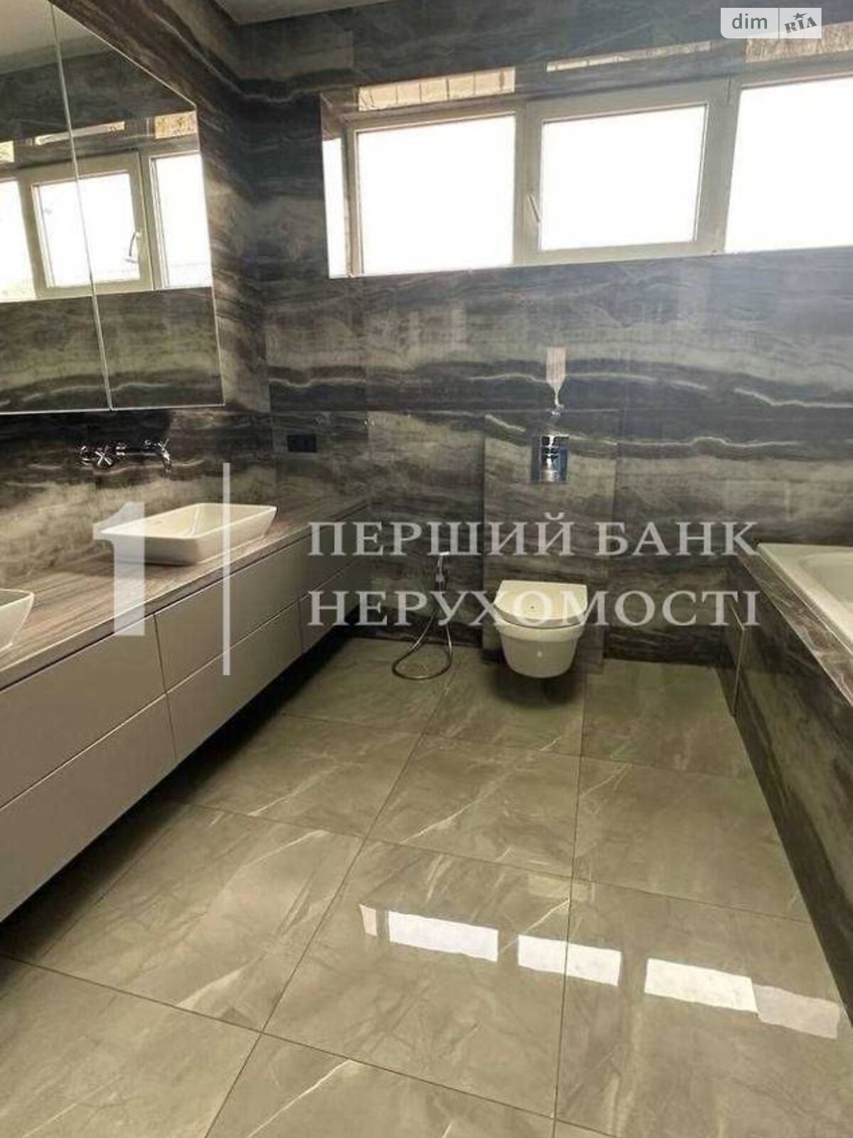 двоповерховий будинок з ремонтом, 280 кв. м, цегла. Продаж в Одесі, район Аркадія фото 1 двоповерховий будинок з ремонтом, 280 кв. м, цегла. Продаж в Одесі, район Аркадія фото 1