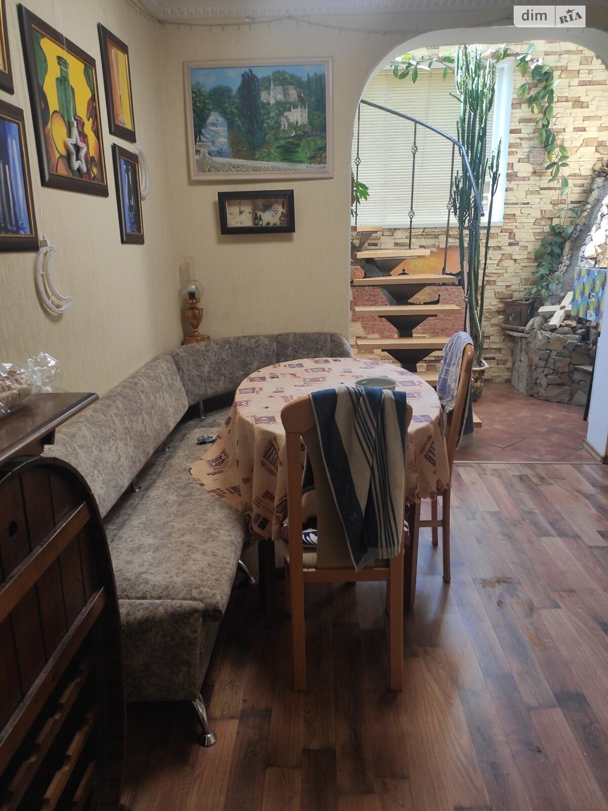 двухэтажный дом с гаражом, 110 кв. м, кирпич. Продажа в Одессе район Ближние Мельницы фото 1 двухэтажный дом с гаражом, 110 кв. м, кирпич. Продажа в Одессе район Ближние Мельницы фото 1