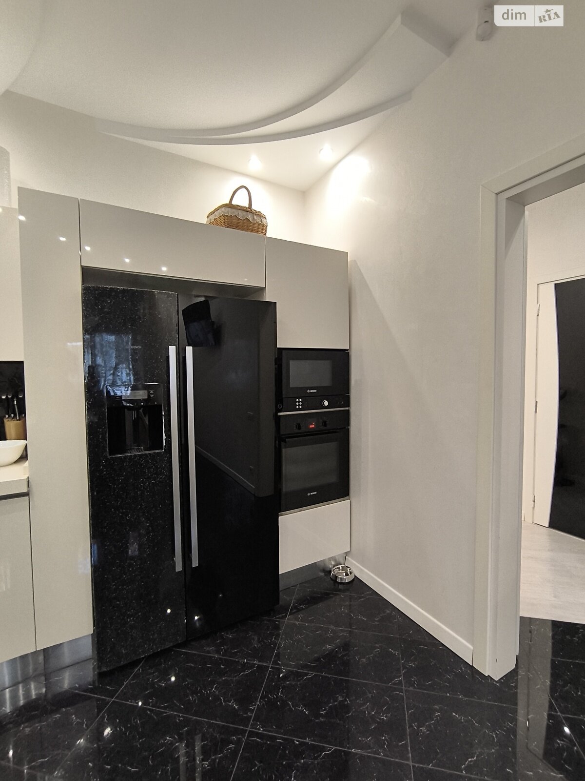 триповерховий будинок, 175 кв. м, цегла. Продаж в Одесі, район Великий Фонтан фото 1 триповерховий будинок, 175 кв. м, цегла. Продаж в Одесі, район Великий Фонтан фото 1