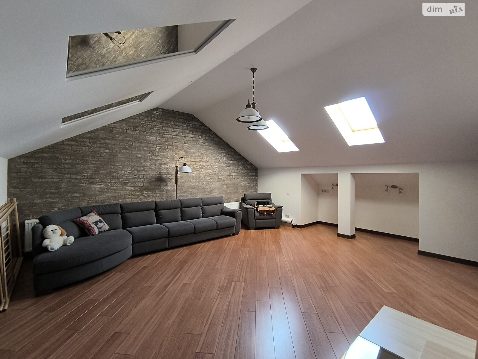 триповерховий будинок, 175 кв. м, цегла. Продаж в Одесі, район Великий Фонтан фото 1 триповерховий будинок, 175 кв. м, цегла. Продаж в Одесі, район Великий Фонтан фото 1