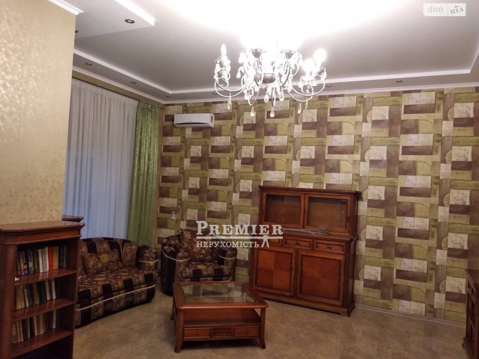 двоповерховий будинок з мансардою, 260 кв. м, цегла. Продаж в Одесі, район Великий Фонтан фото 1 двоповерховий будинок з мансардою, 260 кв. м, цегла. Продаж в Одесі, район Великий Фонтан фото 1