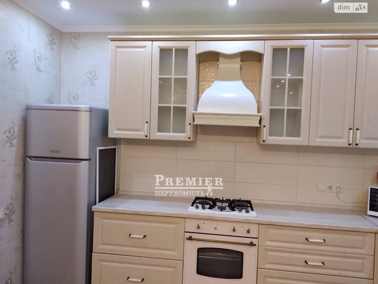 двоповерховий будинок з мансардою, 260 кв. м, цегла. Продаж в Одесі, район Великий Фонтан фото 1 двоповерховий будинок з мансардою, 260 кв. м, цегла. Продаж в Одесі, район Великий Фонтан фото 1
