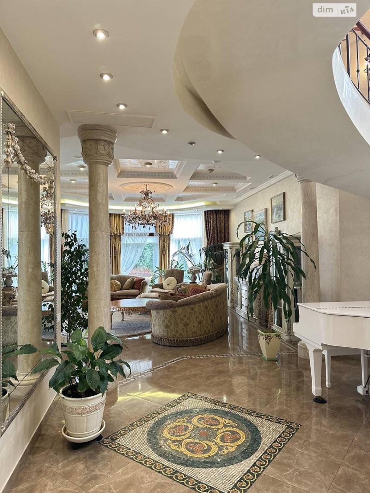 трехэтажный дом с верандой, 473.4 кв. м, кирпич. Продажа в Одессе район Большой Фонтан фото 1 трехэтажный дом с верандой, 473.4 кв. м, кирпич. Продажа в Одессе район Большой Фонтан фото 1