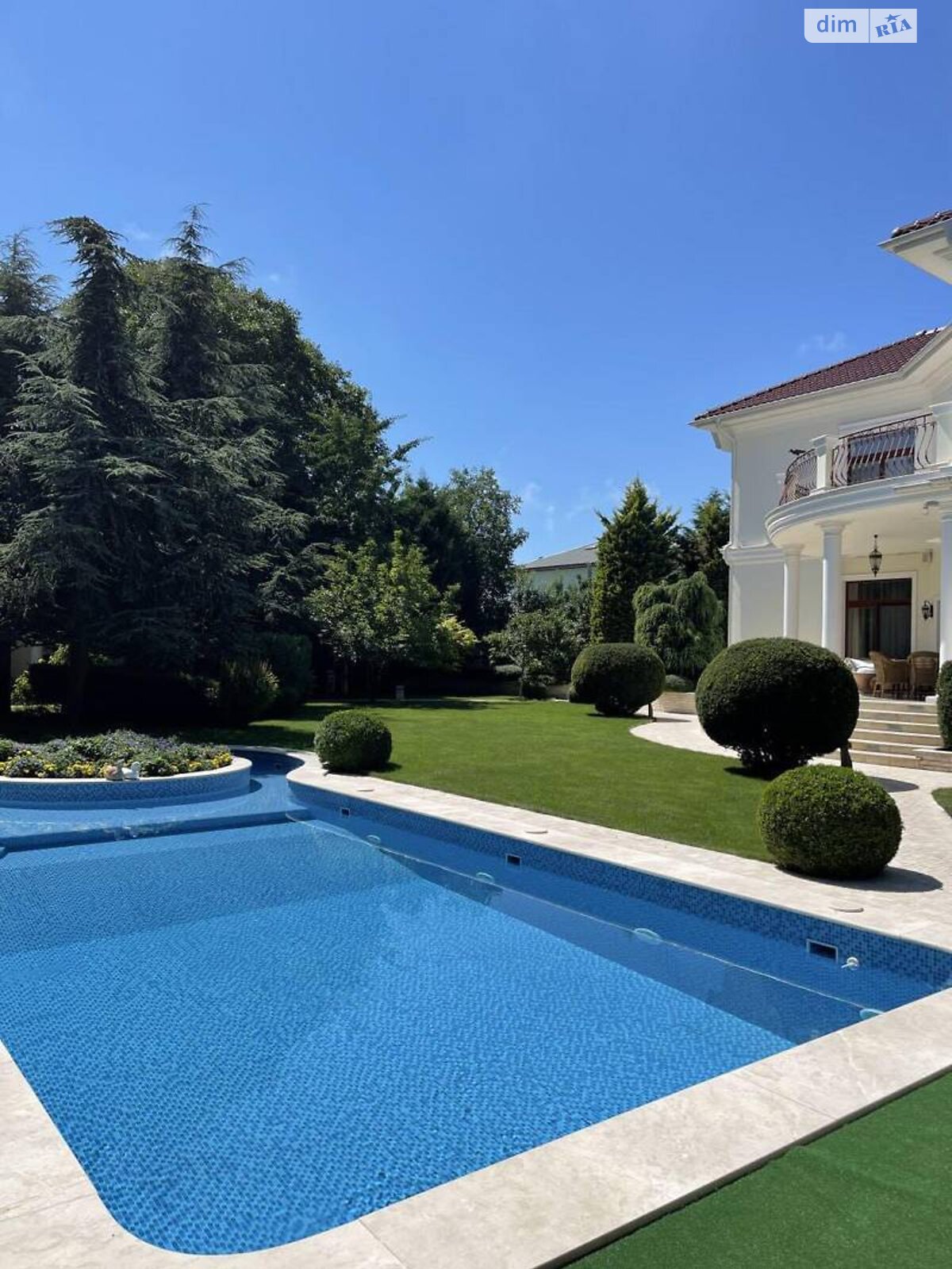 трехэтажный дом с верандой, 473.4 кв. м, кирпич. Продажа в Одессе район Большой Фонтан фото 1 трехэтажный дом с верандой, 473.4 кв. м, кирпич. Продажа в Одессе район Большой Фонтан фото 1