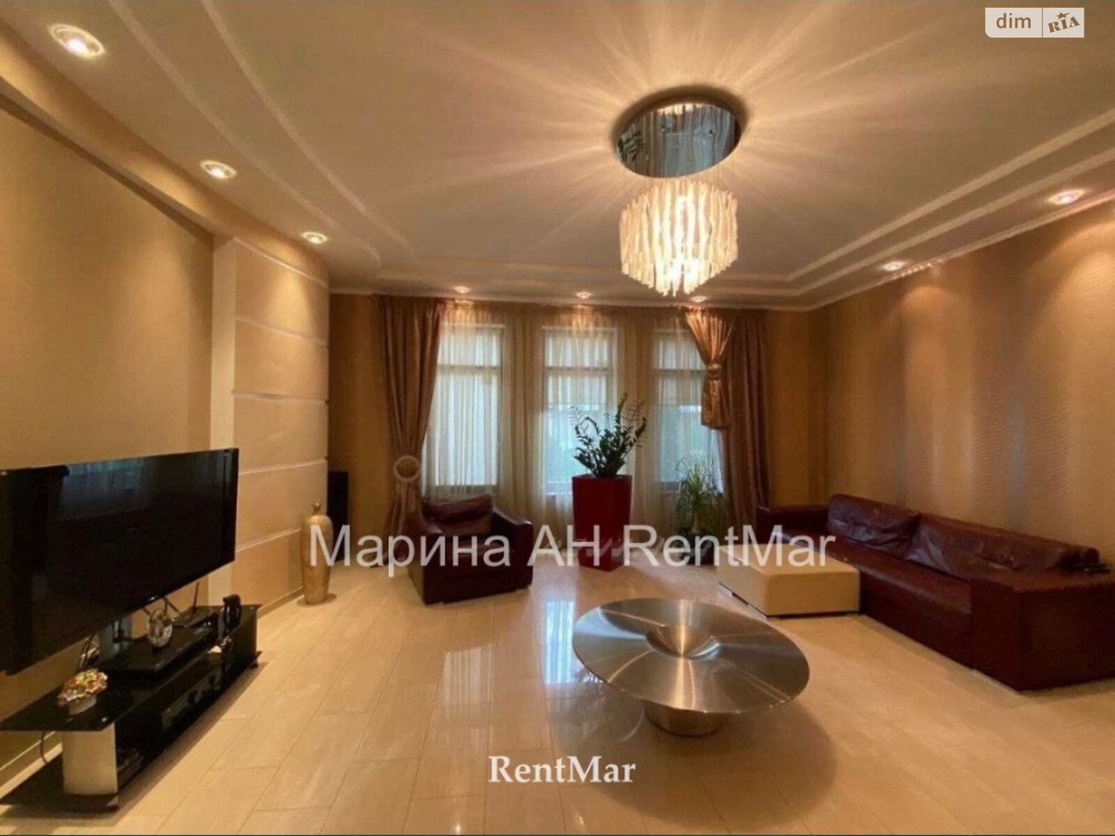 двухэтажный дом с ремонтом, 240 кв. м, кирпич. Продажа в Одессе район Большой Фонтан фото 1