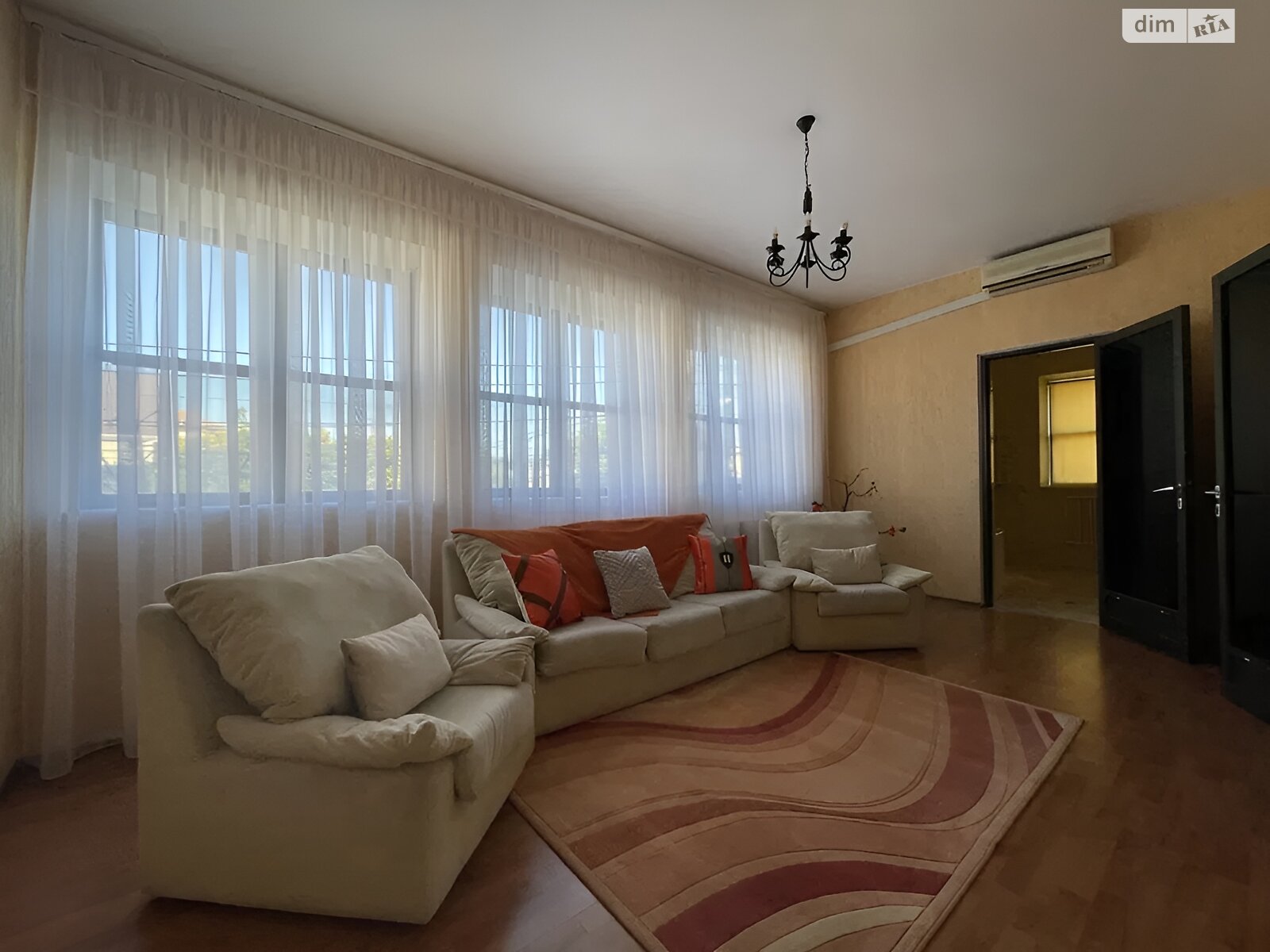 триповерховий будинок бесідка, 271.2 кв. м, ракушняк. Продаж в Одесі, район Великий Фонтан фото 1 триповерховий будинок бесідка, 271.2 кв. м, ракушняк. Продаж в Одесі, район Великий Фонтан фото 1