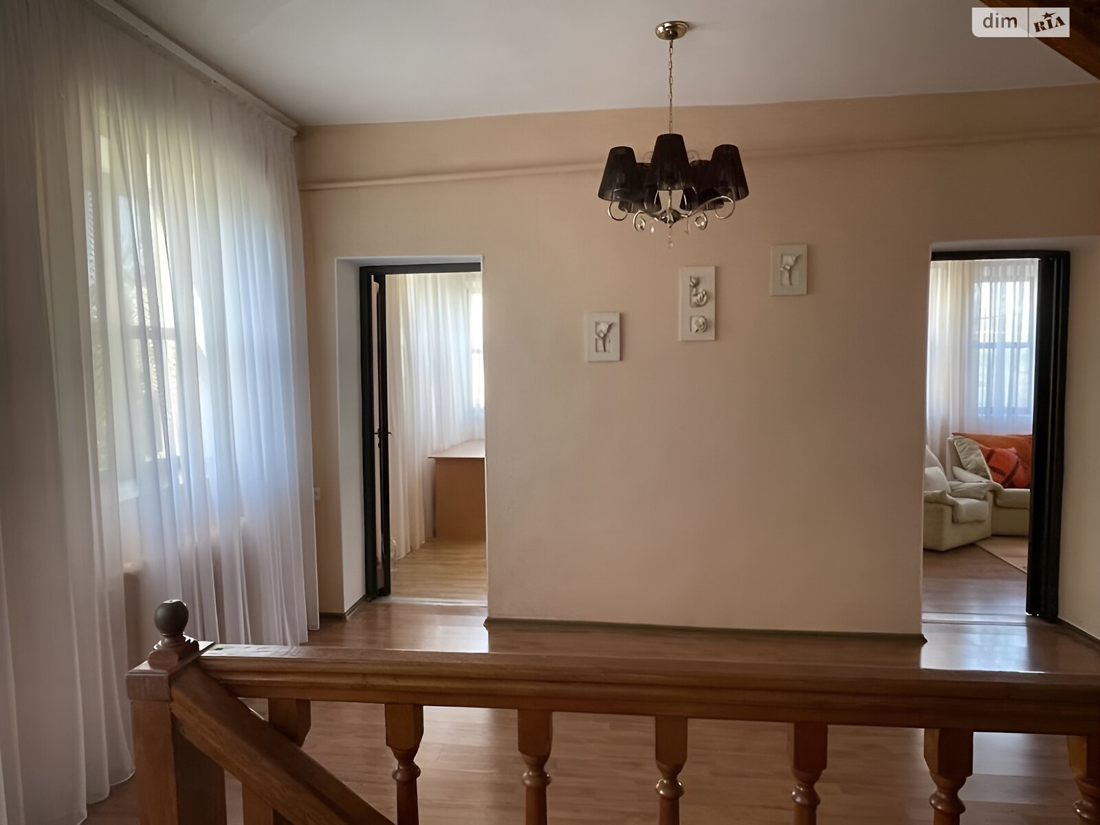 трехэтажный дом, 271.2 кв. м, кирпич. Продажа в Одессе район Большой Фонтан фото 1 трехэтажный дом, 271.2 кв. м, кирпич. Продажа в Одессе район Большой Фонтан фото 1