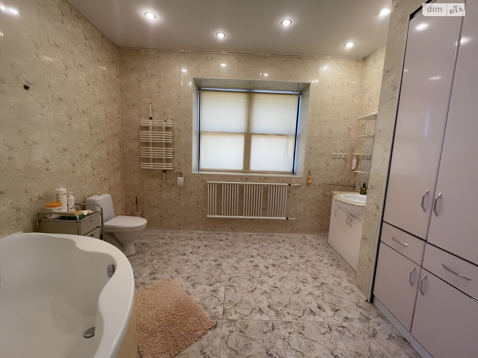 трехэтажный дом, 271.2 кв. м, кирпич. Продажа в Одессе район Большой Фонтан фото 1 трехэтажный дом, 271.2 кв. м, кирпич. Продажа в Одессе район Большой Фонтан фото 1